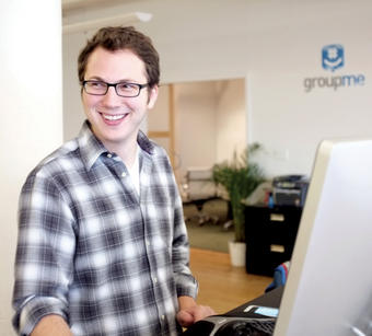 GroupMe co-founder Jared Hecht ’09 at his sleek Flatiron office. PHOTO: GROUPME